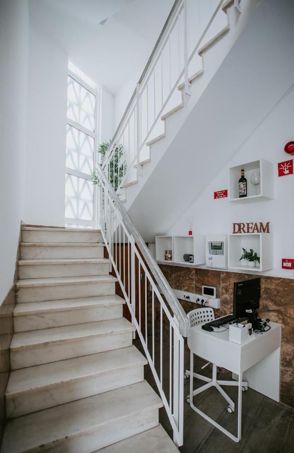 Dreams House Hostel Faro Exterior photo